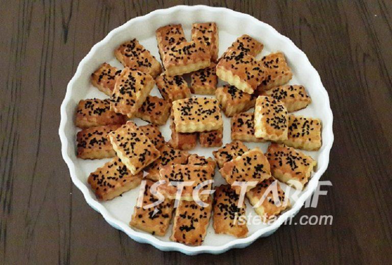Çörek Otlu Atıştırmalıklar (Yumurtasız Sütsüz Tereyağsız) Tarifi İşte